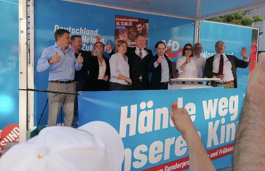 Auch die bayerische AfD um Katrin Ebner-Steiner und Jurij Kofner ging gestärkt aus der Landtagswahl 2023 hervor